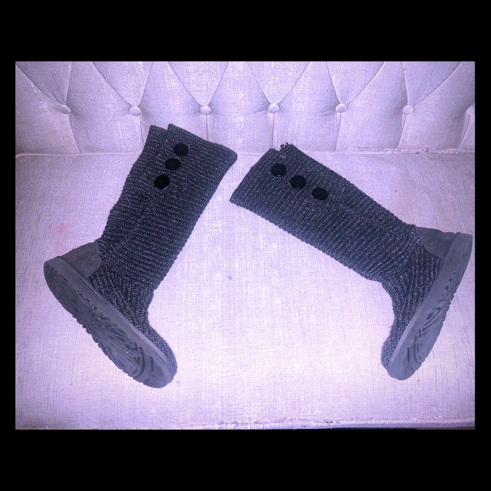Gray uggs